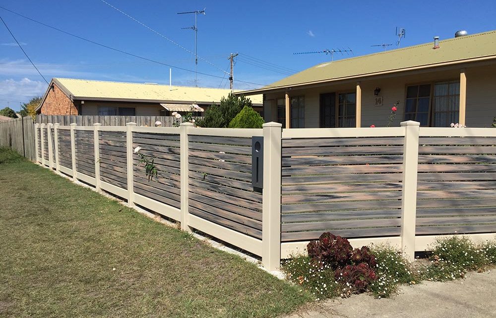 Think-Fencing-Bellbrae-Screening-Fence-Beech-and-Woodgrain-Pine-2