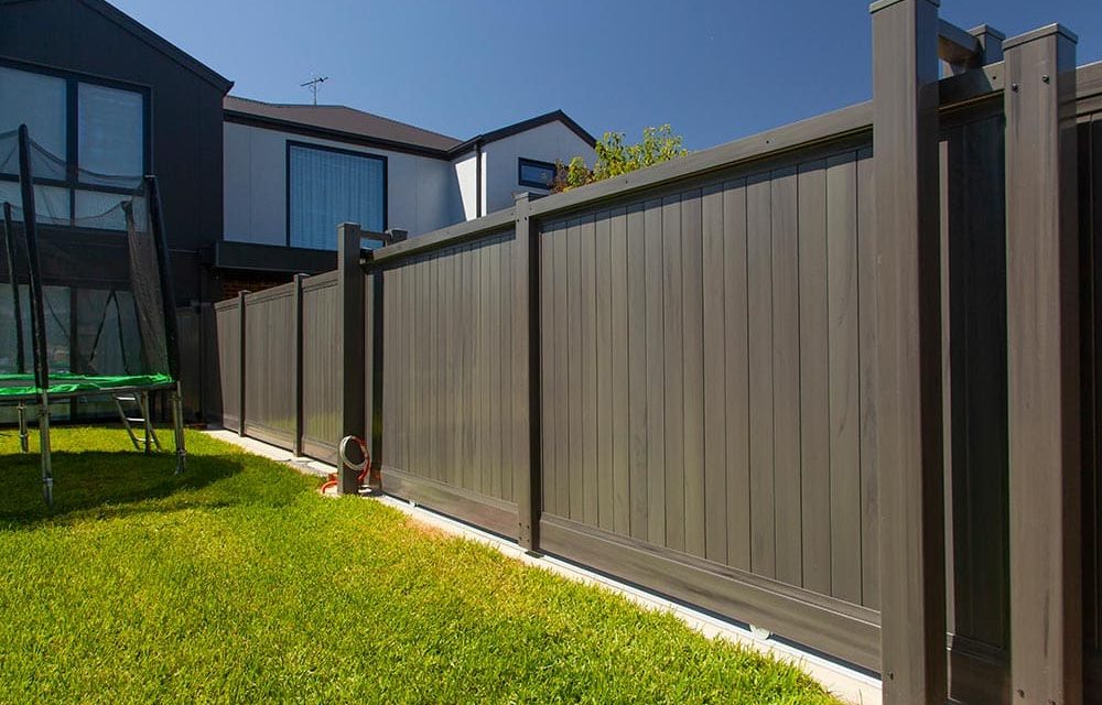 Think-Fencing-PVC-Mystique-Panel-Fence-Delux-Sliding-Gate-5