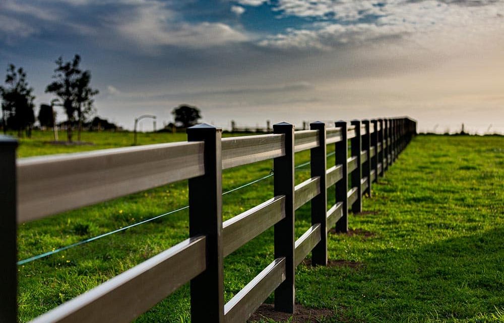 Think-Fencing-PVC-Post-and-Rail-Fence-x-3-Grey-Ridge-17
