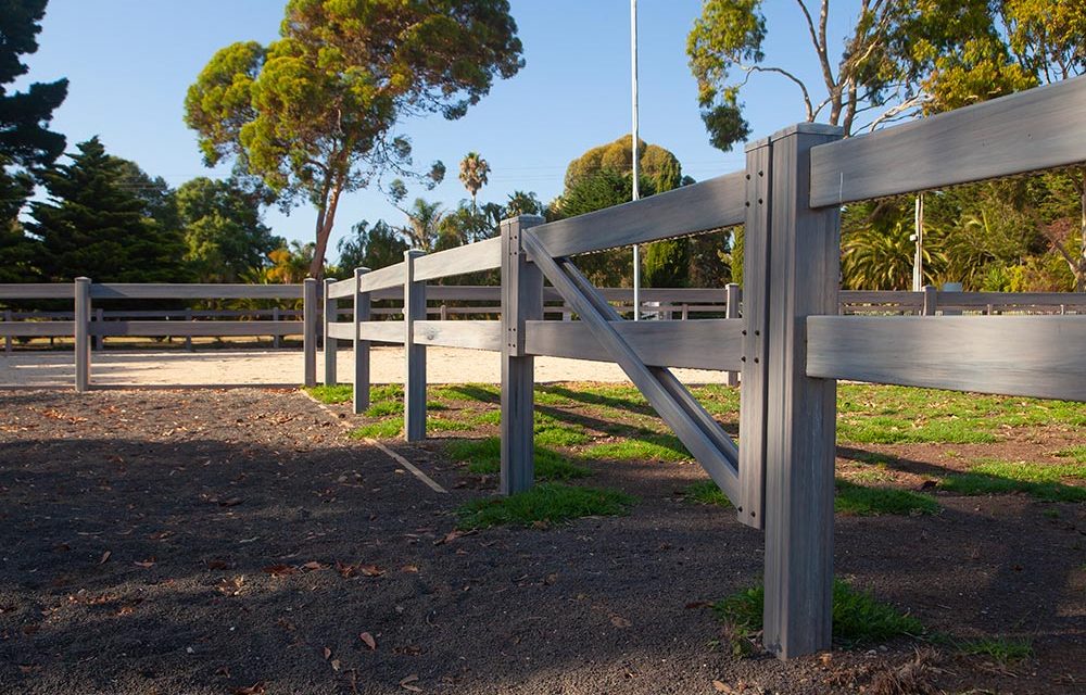 Think-Fencing-Post-and-Rail-Fence-x-3-Woodgrain-Pine-Gate