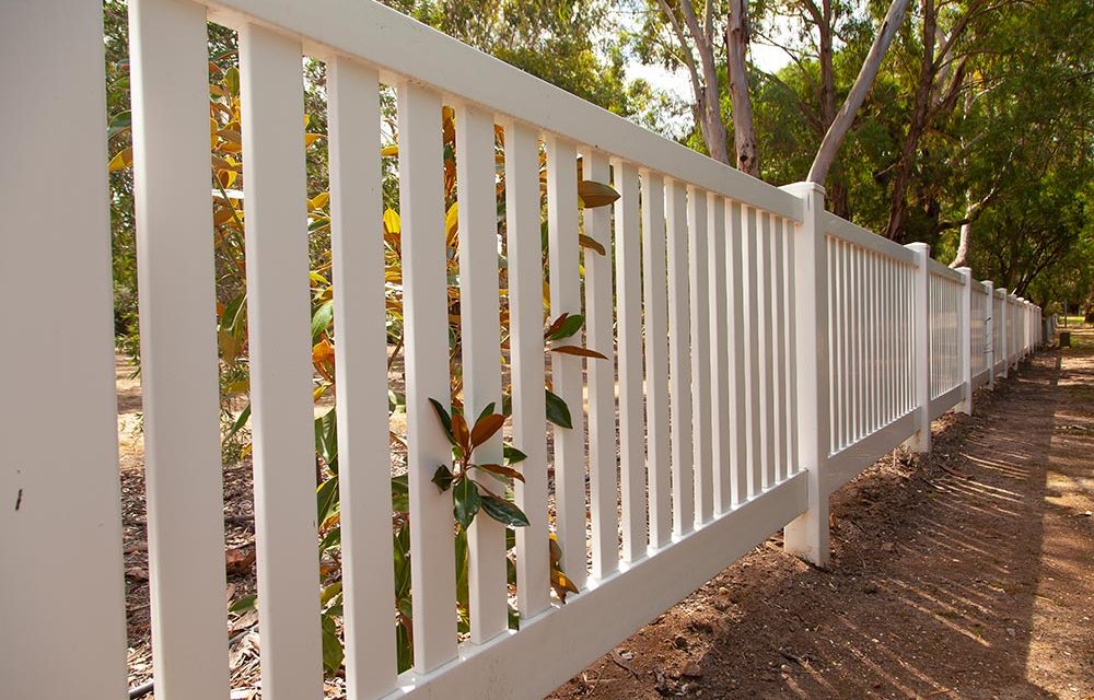 Think-Fencing-Wren-Picket-Fence-White