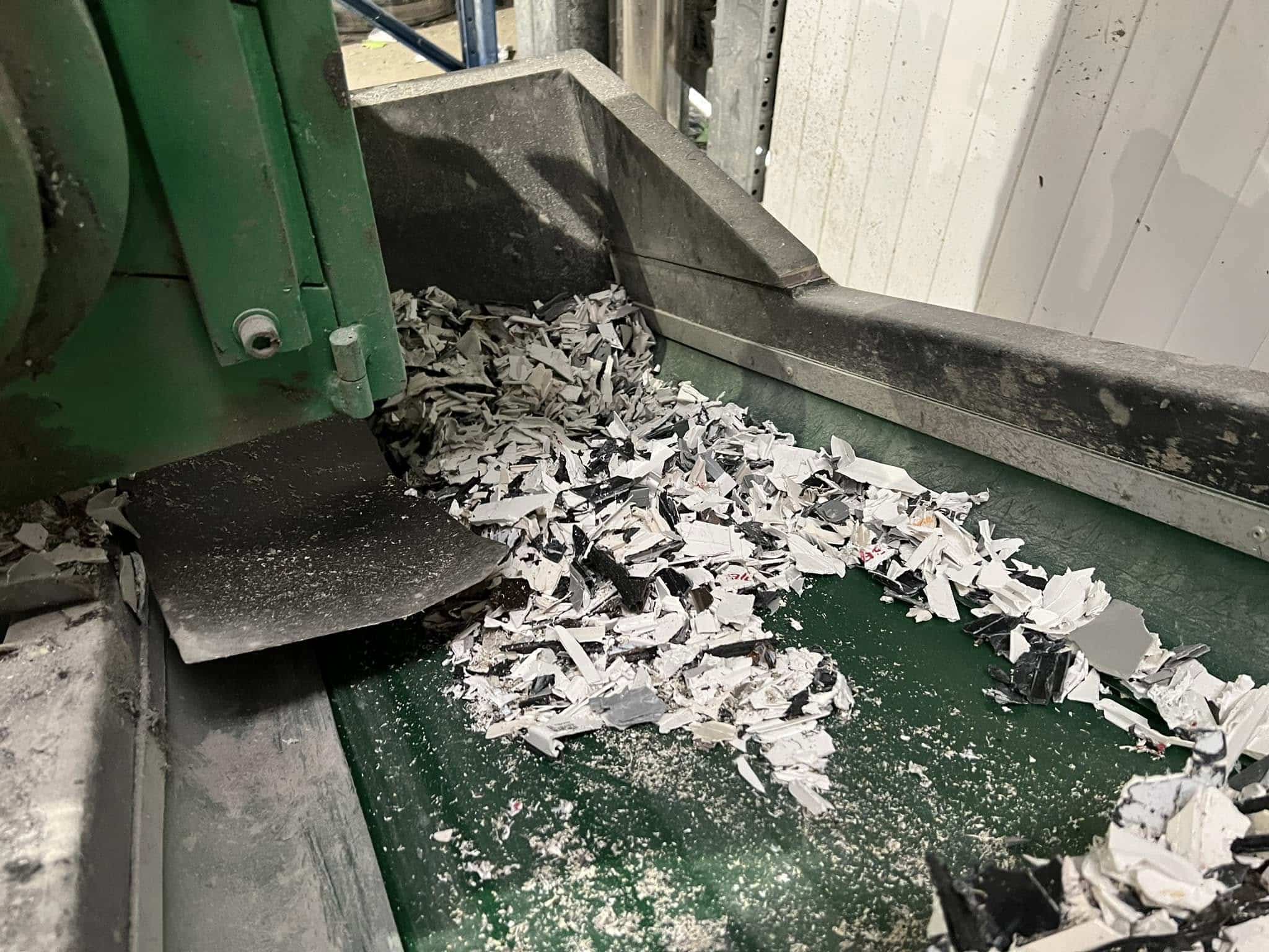 pvc waster turned into recycled pvc fencing